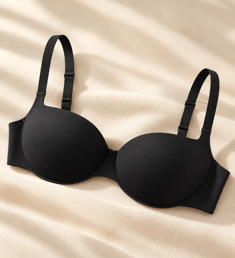 Concept detail of the molded balconette cups