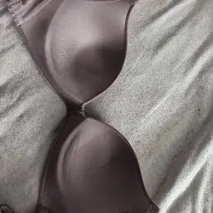 Foto del producto compartida por t**n en la ficha de Eleplus en TikTok Shop
